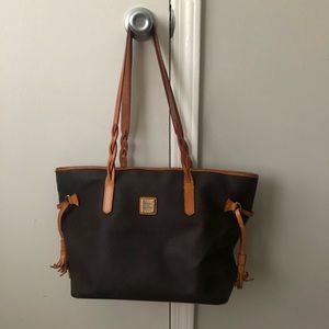 Dooney and Bourke tote bag
